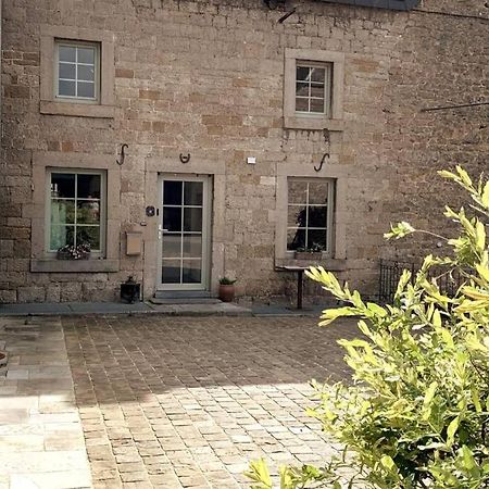Au Bord Du Ny Villa Hotton Buitenkant foto